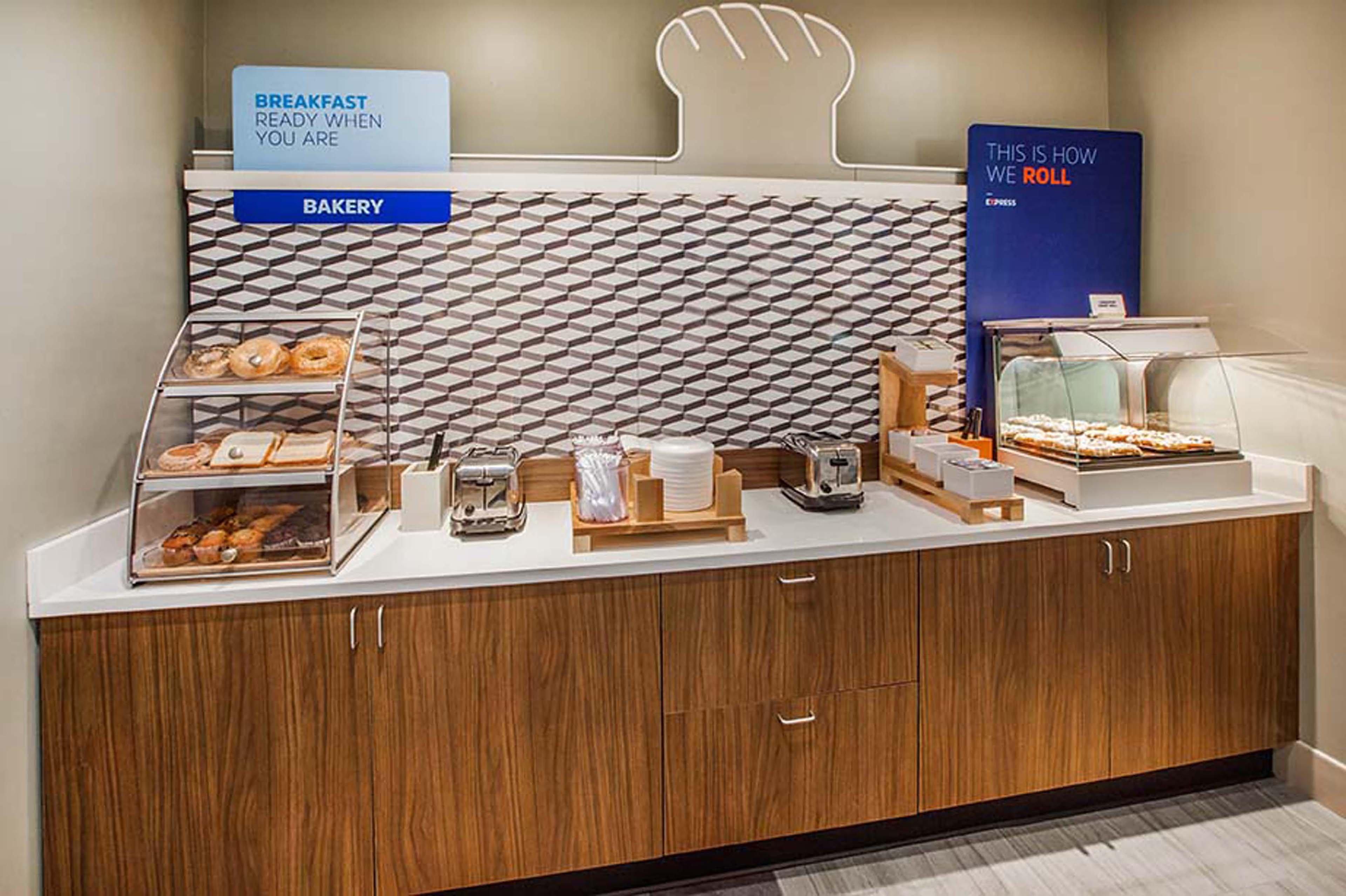 Holiday Inn Express And Suites Des Moines Downtown By Ihg Eksteriør bilde