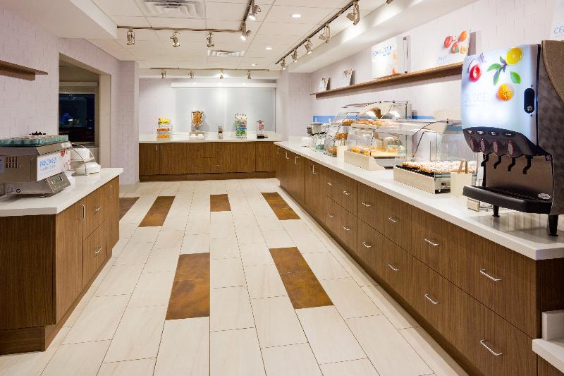 Holiday Inn Express And Suites Des Moines Downtown By Ihg Eksteriør bilde